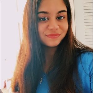 Meet your Posher, Hannah